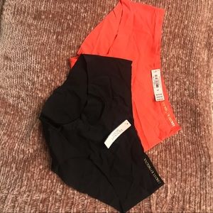 Victoria Secret Seamless Underwear - Set of 2